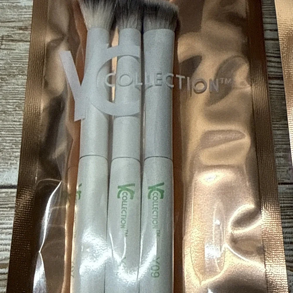 Lot Of 2 YC Collection 3-Piece Brush Set For Precision‎ Blending Makeup